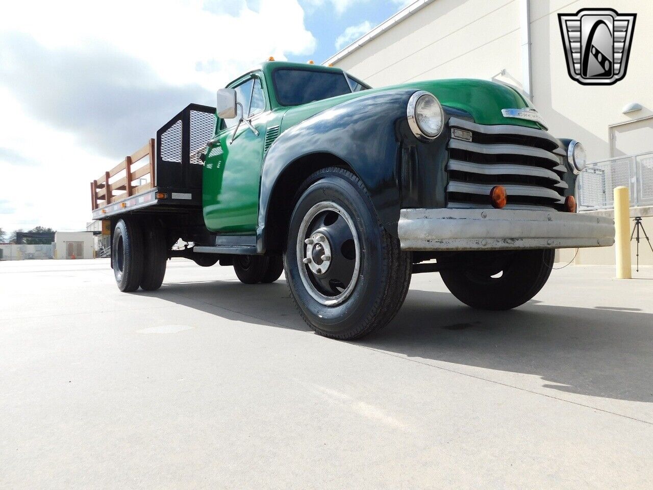 Chevrolet-2-12-Ton-Flatbed-1952-7