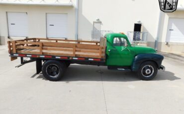 Chevrolet-2-12-Ton-Flatbed-1952-8