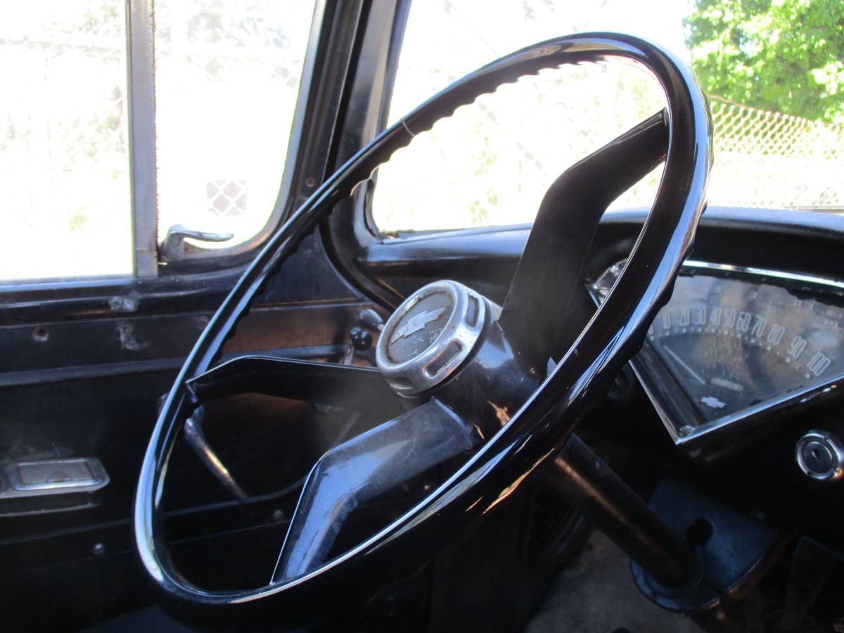 Chevrolet-3100-short-bed-1958-11