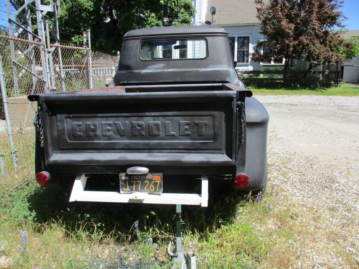 Chevrolet-3100-short-bed-1958-8