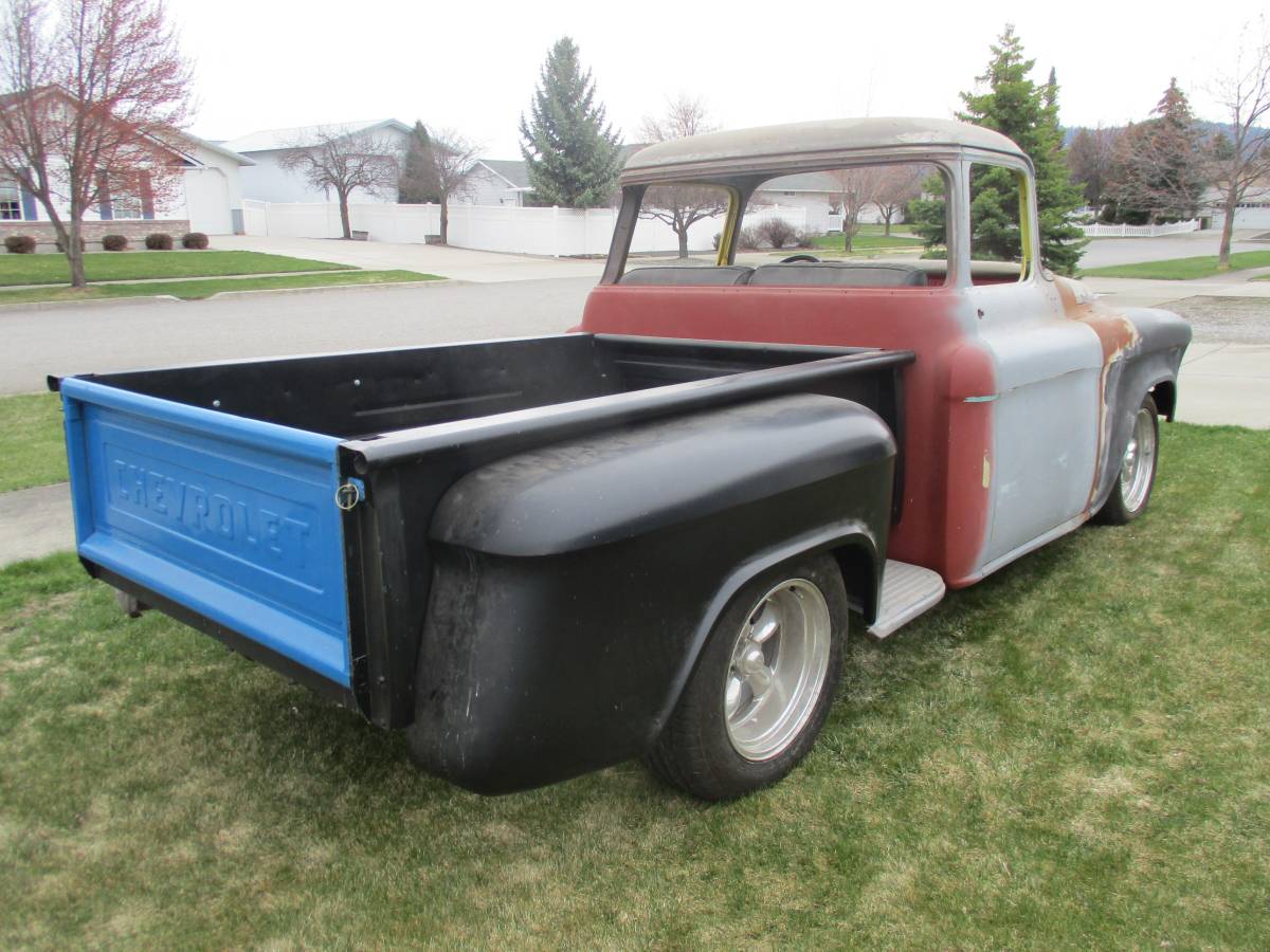 Chevrolet-3100-truck-1957-2