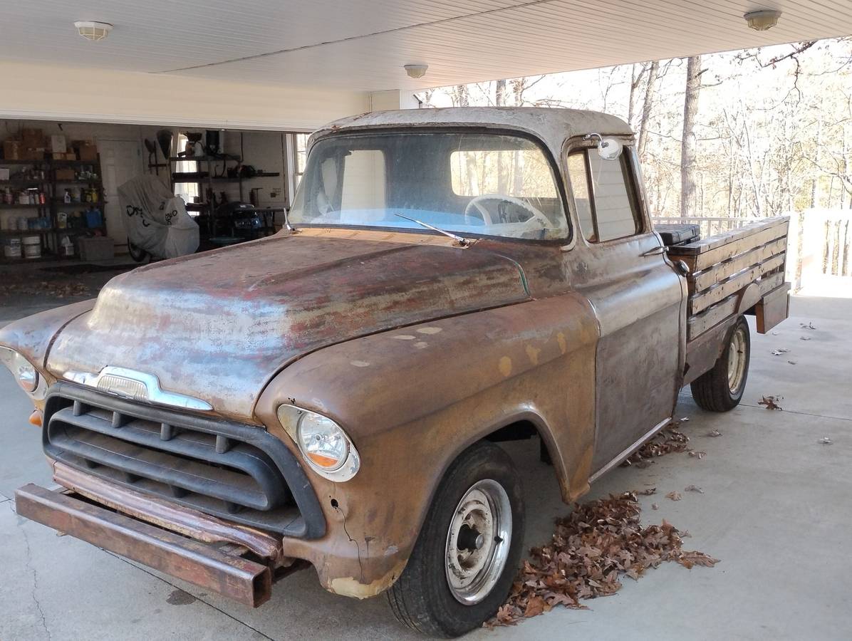 Chevrolet-3200-series-pick-up-truck-1957-2