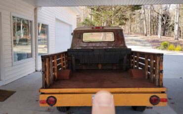 Chevrolet-3200-series-pick-up-truck-1957-3