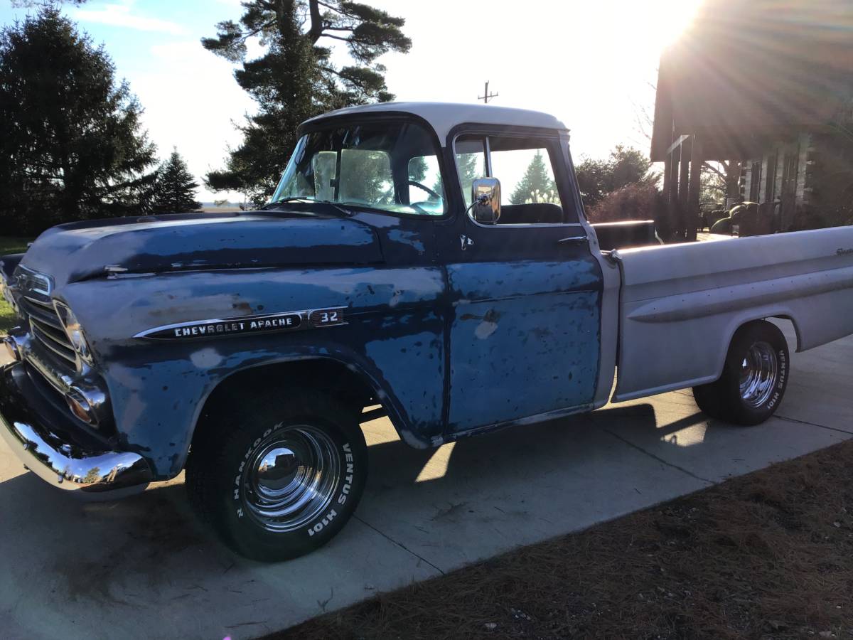 Chevrolet-Apache-1959-2