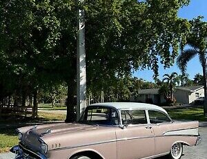 Chevrolet-Bel-Air-1957-2