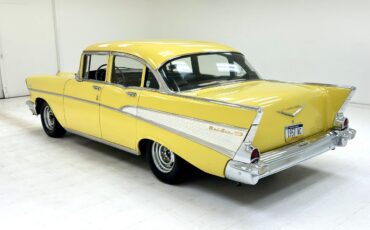 Chevrolet-Bel-Air150210-Berline-1957-2