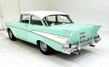 Chevrolet-Bel-Air150210-Berline-1957-2