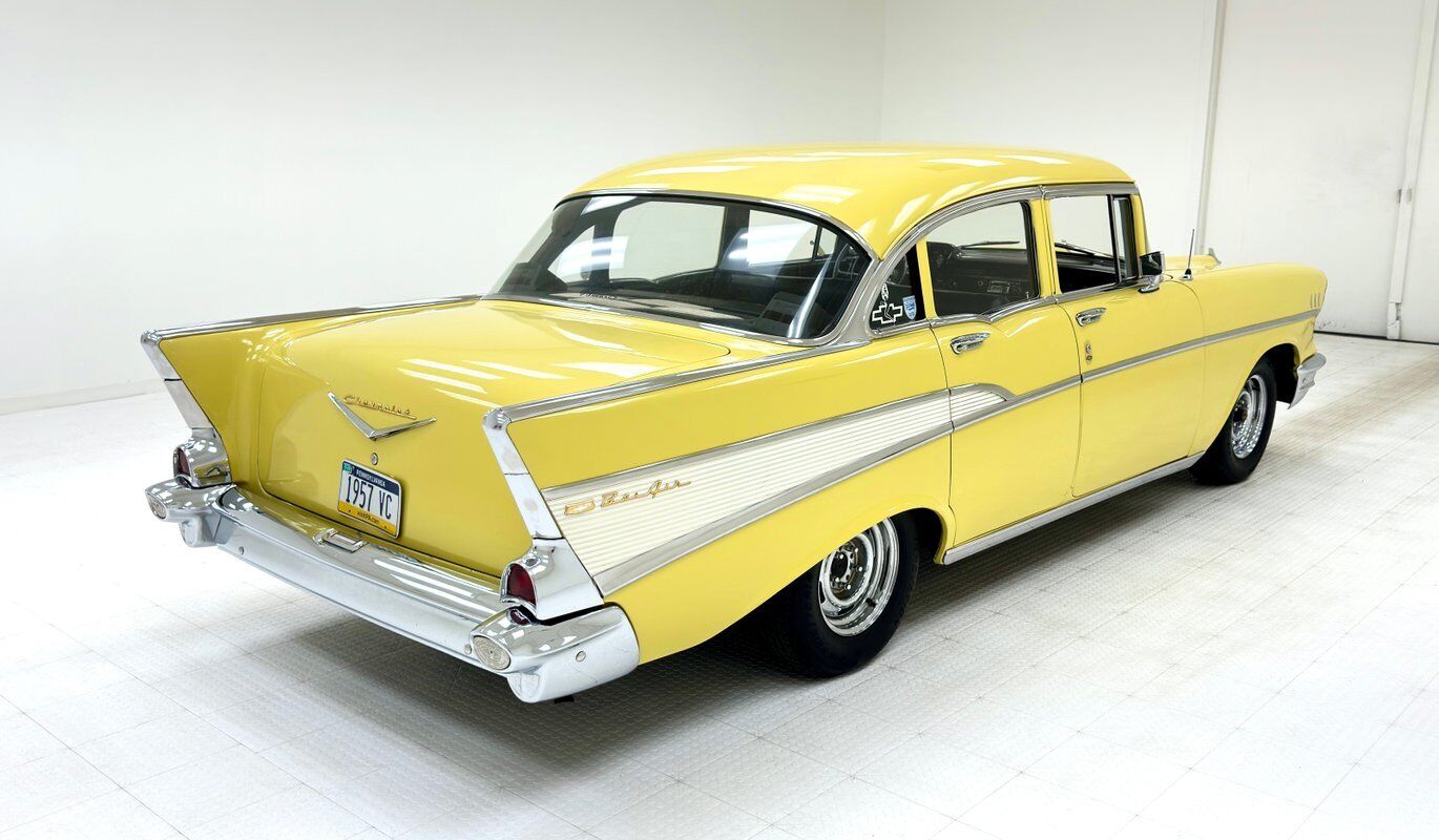 Chevrolet-Bel-Air150210-Berline-1957-4