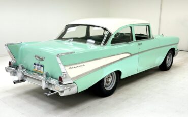 Chevrolet-Bel-Air150210-Berline-1957-4