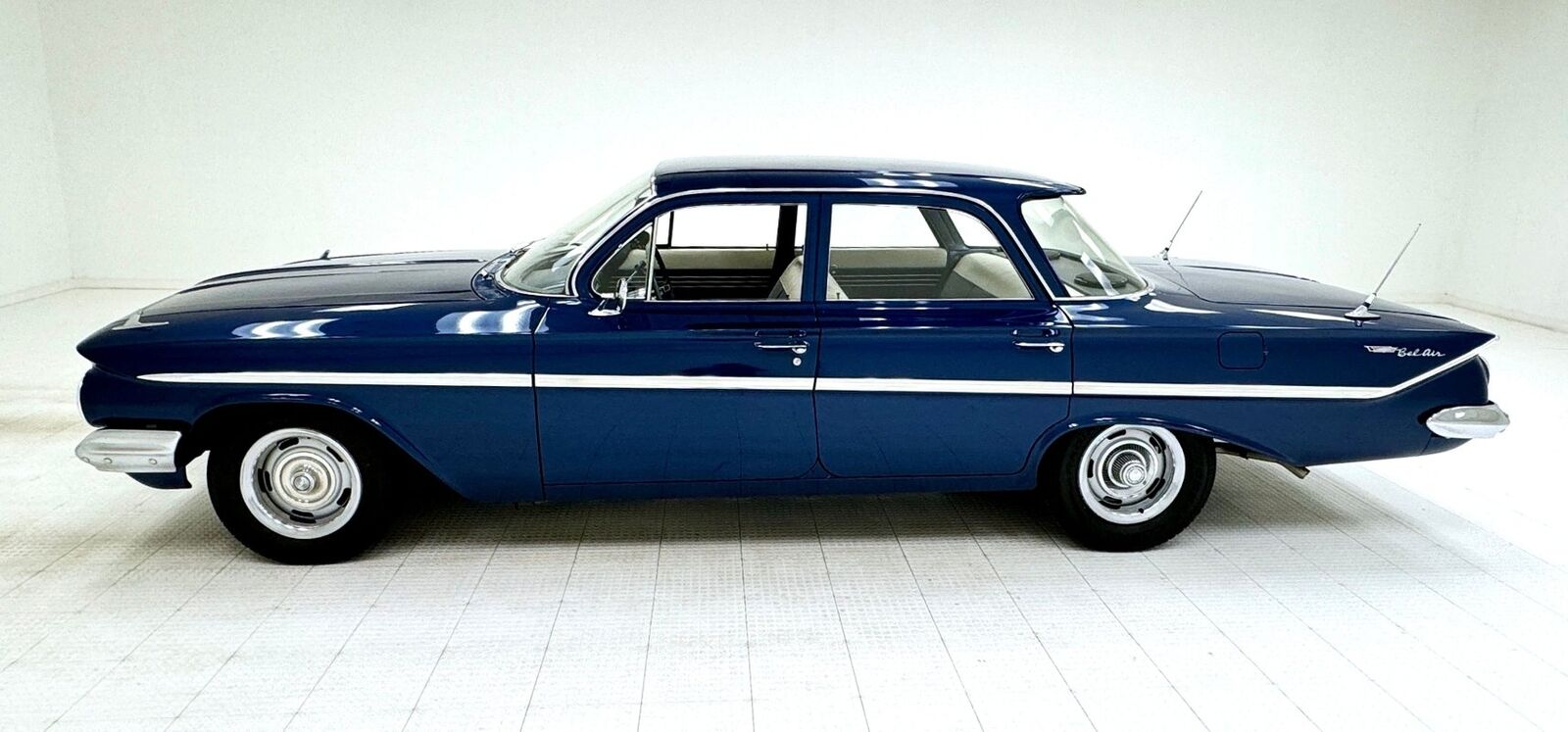 Chevrolet-Bel-Air150210-Berline-1961-1