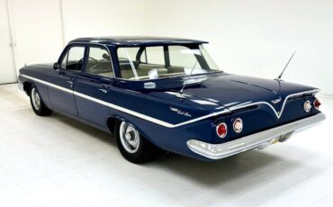 Chevrolet-Bel-Air150210-Berline-1961-2