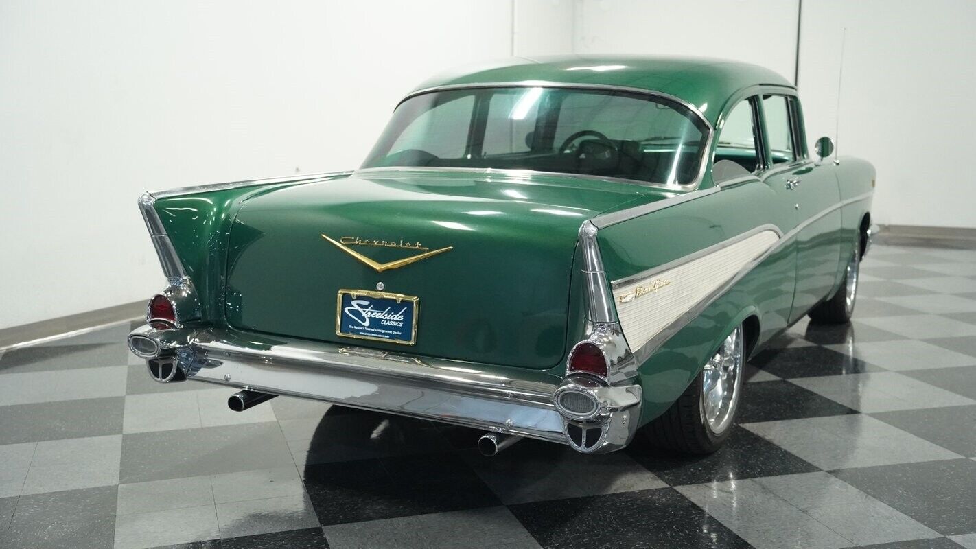 Chevrolet-Bel-Air150210-Coupe-1957-10