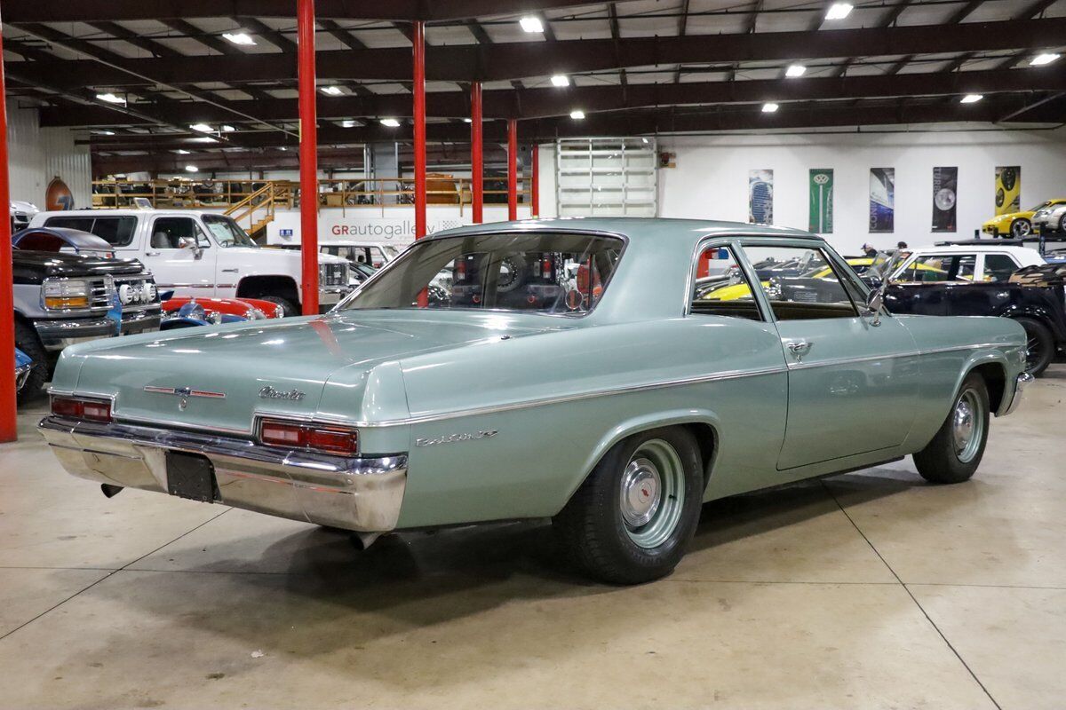 Chevrolet-Bel-Air150210-Coupe-1966-7