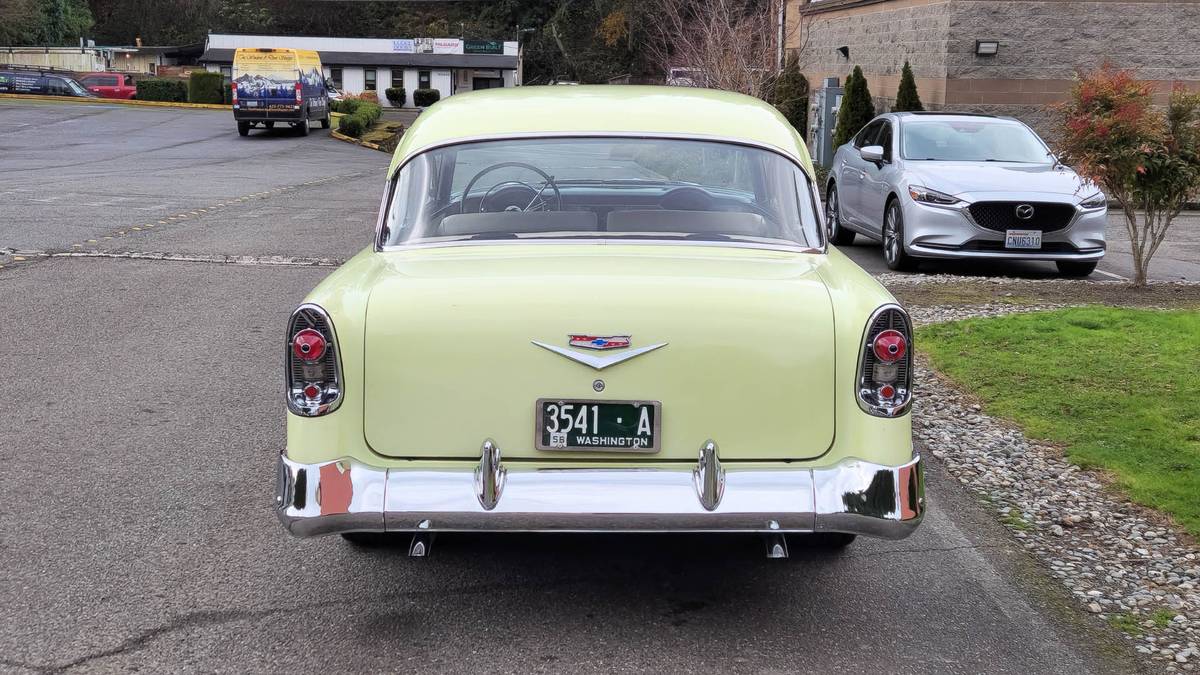 Chevrolet-Bel-air-1956-4