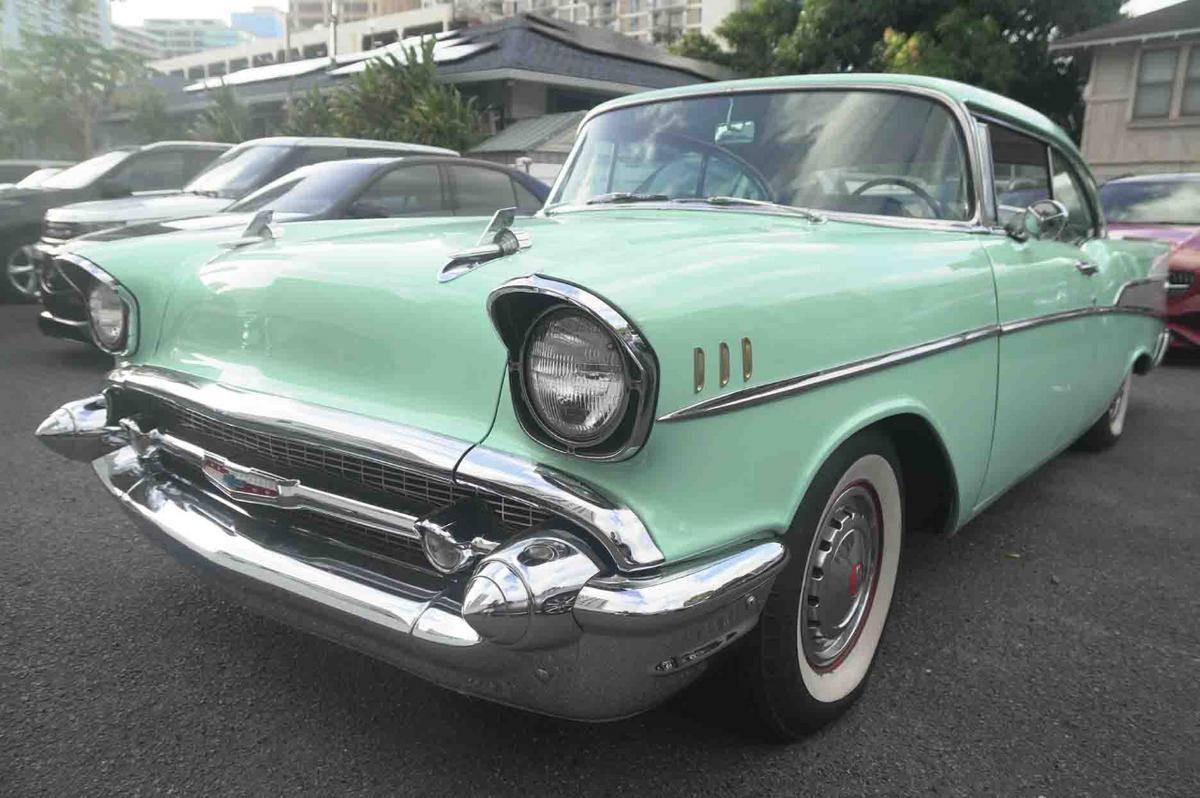 Chevrolet-Bel-air-1957-2