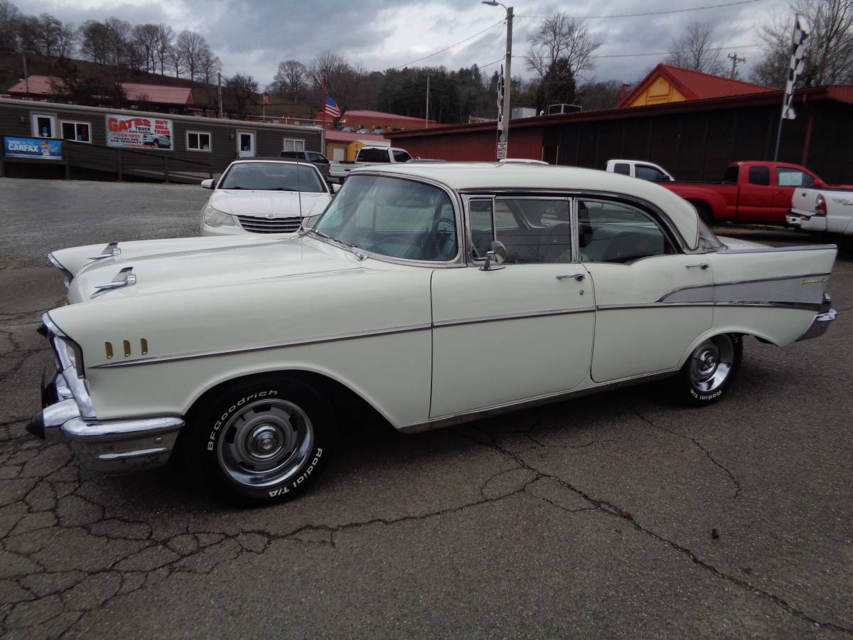 Chevrolet-Bel-air-1957-9