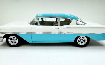 Chevrolet-Biscayne-Berline-1958-1