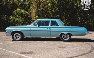 Chevrolet-Biscayne-Coupe-1962-3