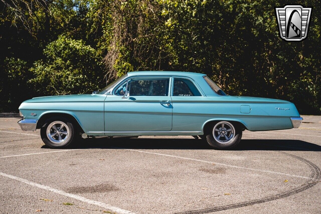 Chevrolet-Biscayne-Coupe-1962-3