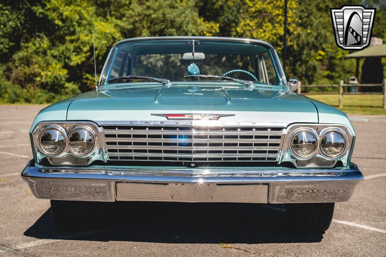 Chevrolet-Biscayne-Coupe-1962-9