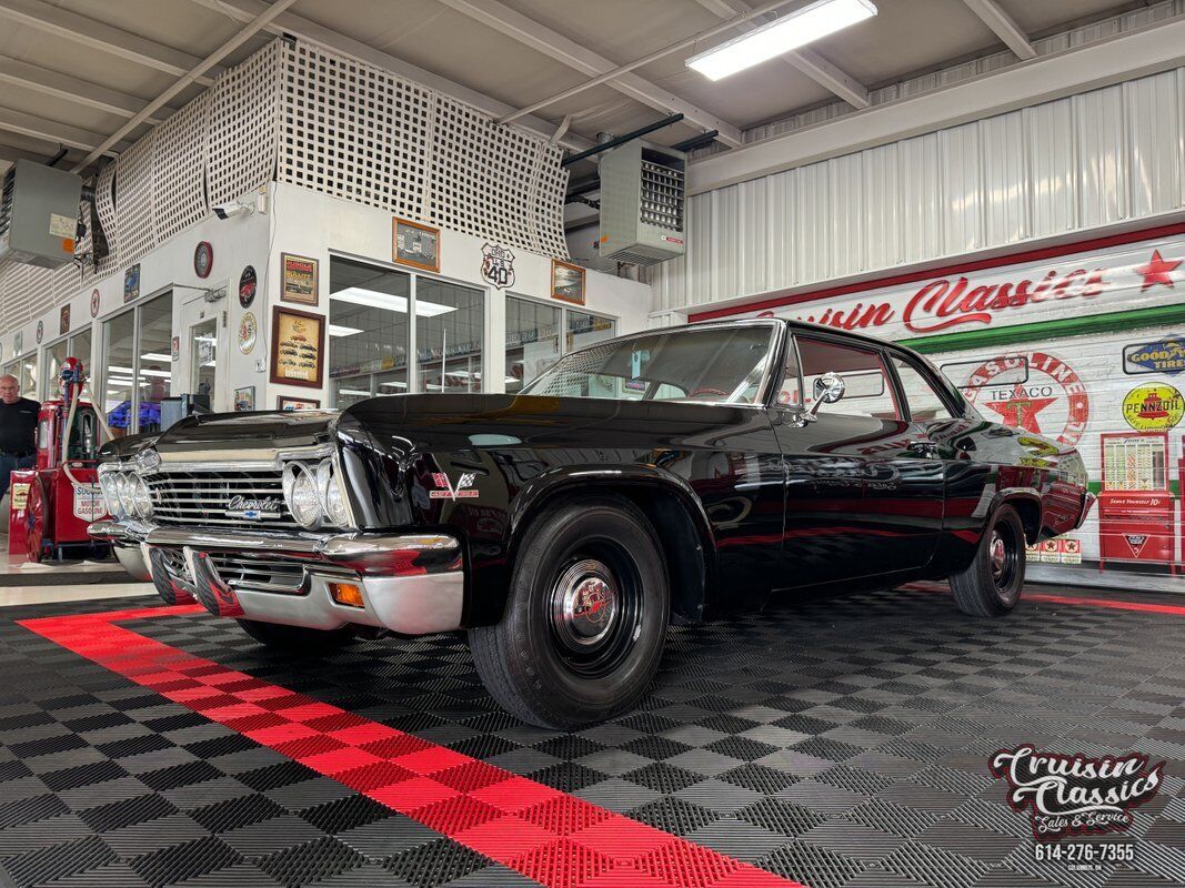 Chevrolet-Biscayne-L72-Coupe-1966-10