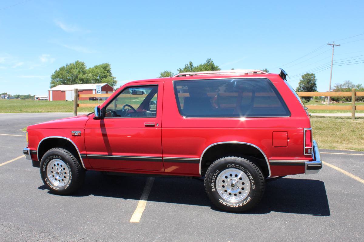 Chevrolet-Blazer-12-ton-nominal-1989-2