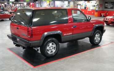 Chevrolet-Blazer-Sport-4x4-SUV-1992-14