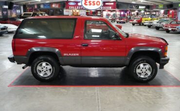 Chevrolet-Blazer-Sport-4x4-SUV-1992-15