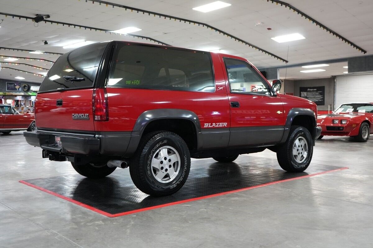 Chevrolet-Blazer-Sport-4x4-SUV-1992-22