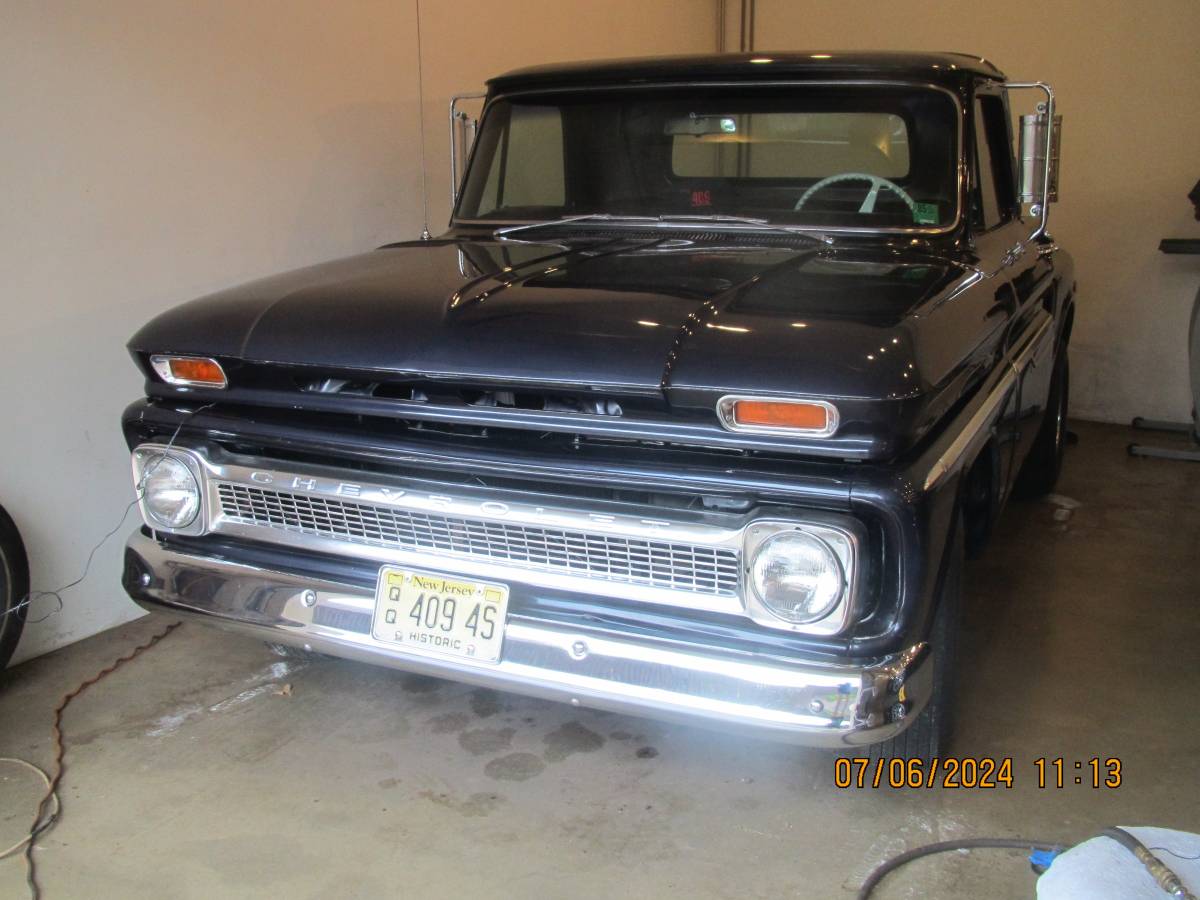 Chevrolet-C-10-1965-3