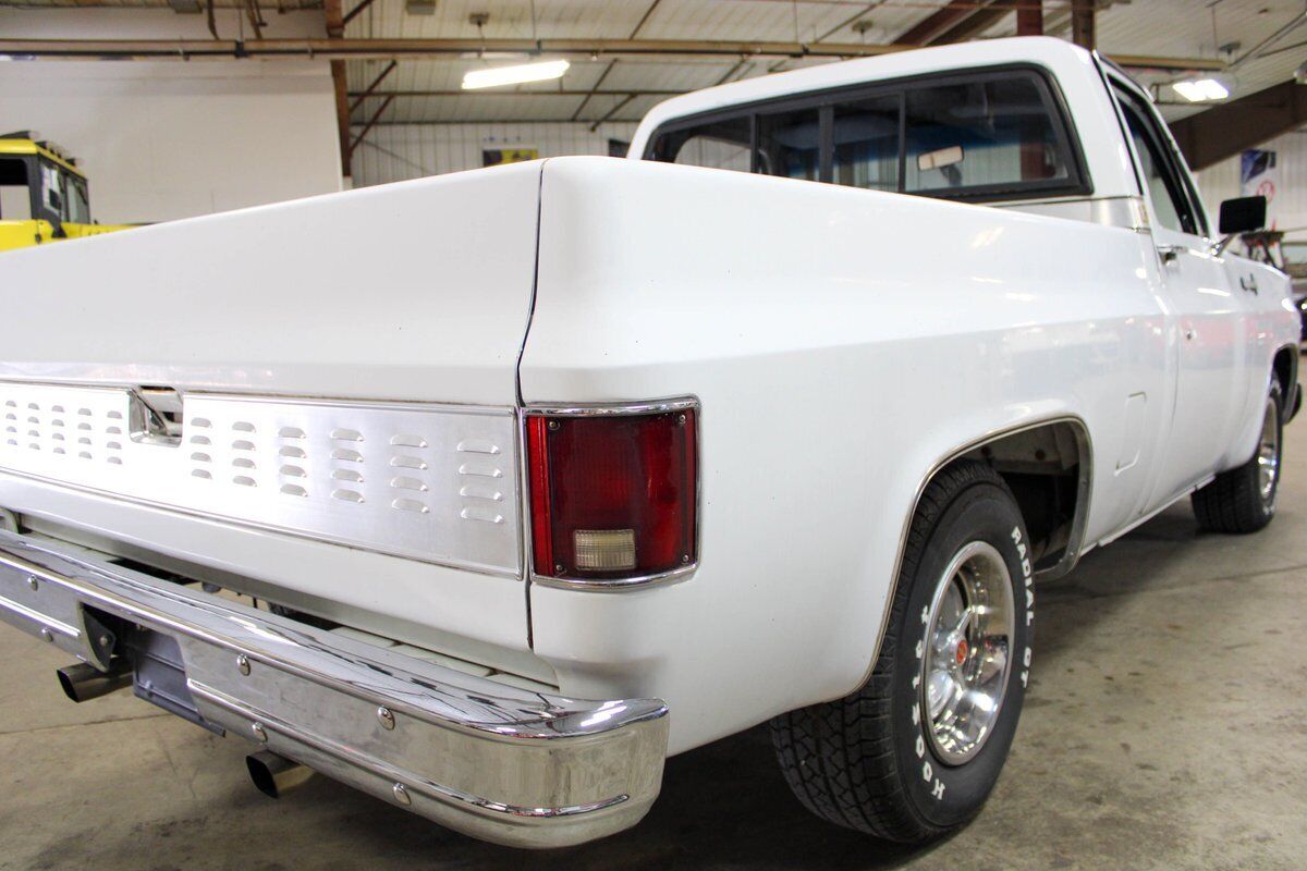 Chevrolet-C-10-1973-11