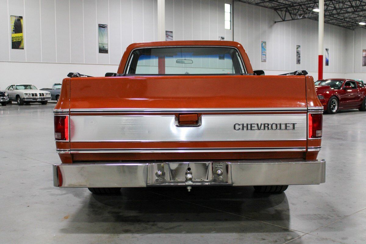 Chevrolet-C-10-1975-3