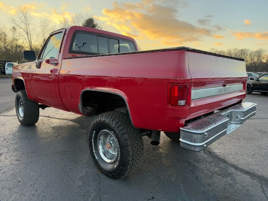 Chevrolet-C-10-1979-2