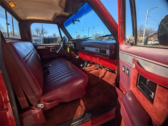 Chevrolet-C-10-1986-9