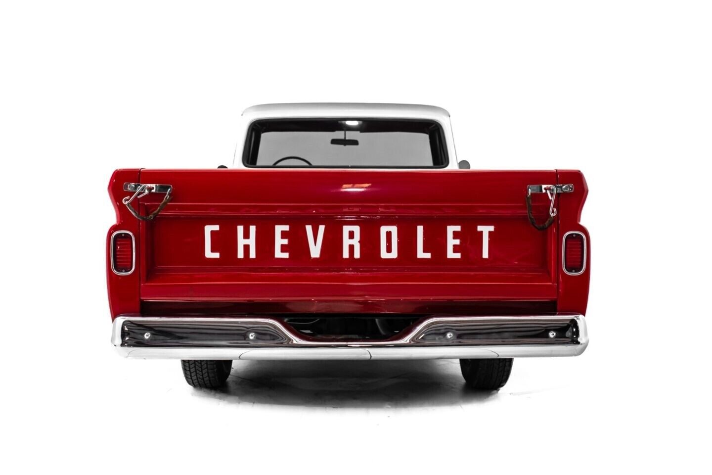 Chevrolet-C-10-Pickup-1963-2