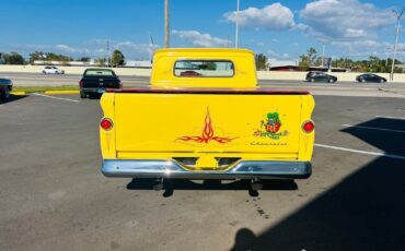 Chevrolet-C-10-Pickup-1963-3