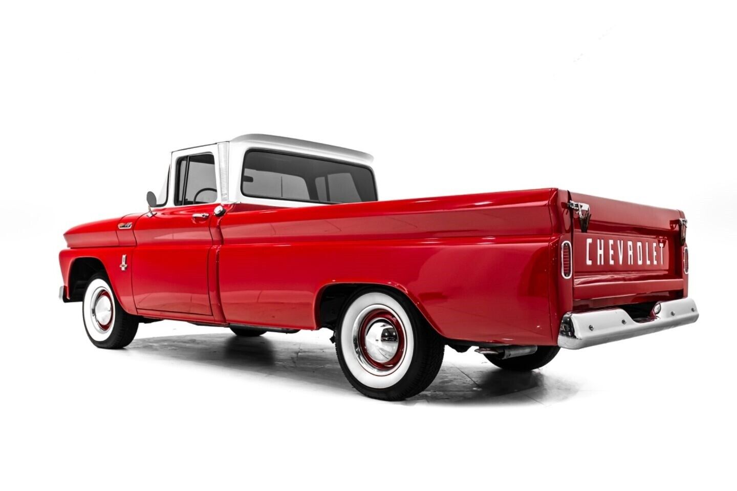 Chevrolet-C-10-Pickup-1963-8