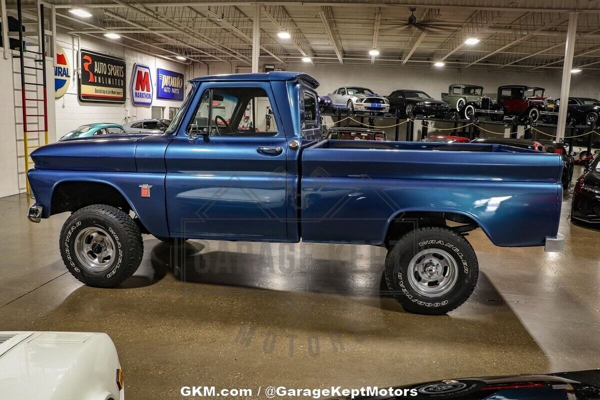 Chevrolet-C-10-Pickup-1965-10