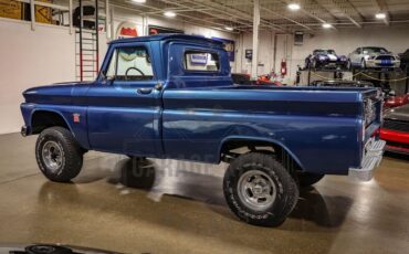 Chevrolet-C-10-Pickup-1965-11