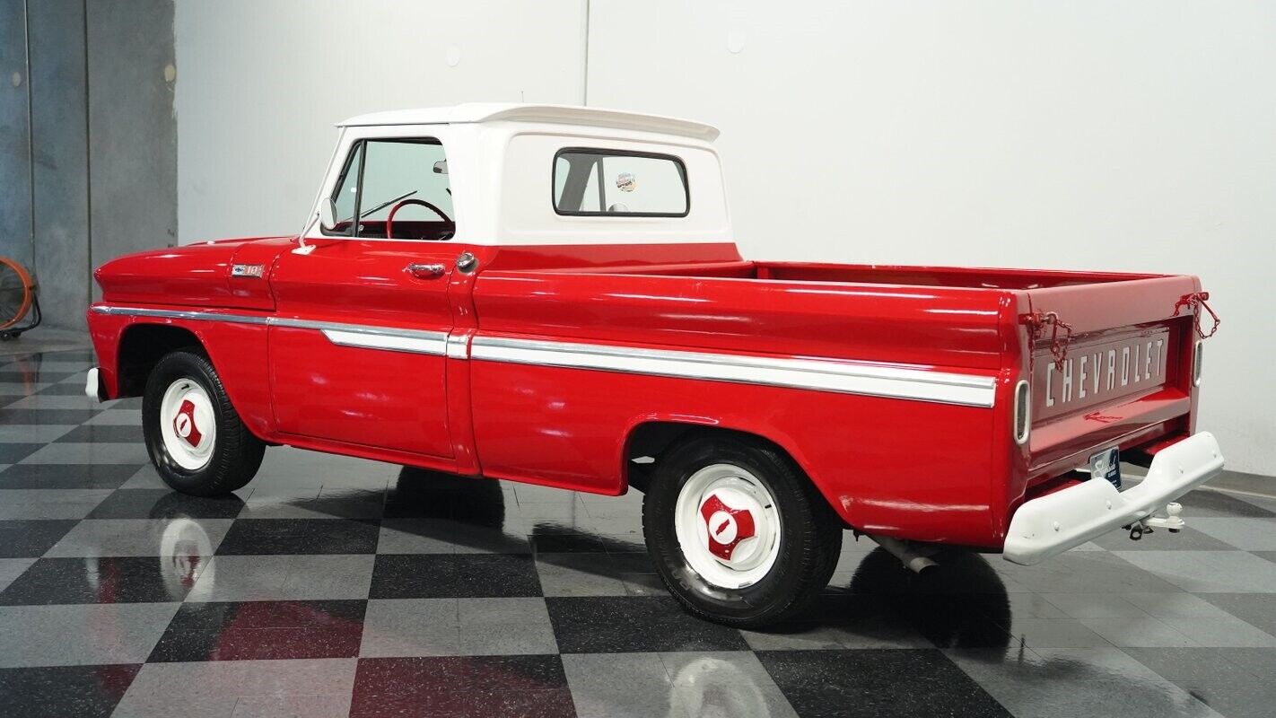 Chevrolet-C-10-Pickup-1965-7