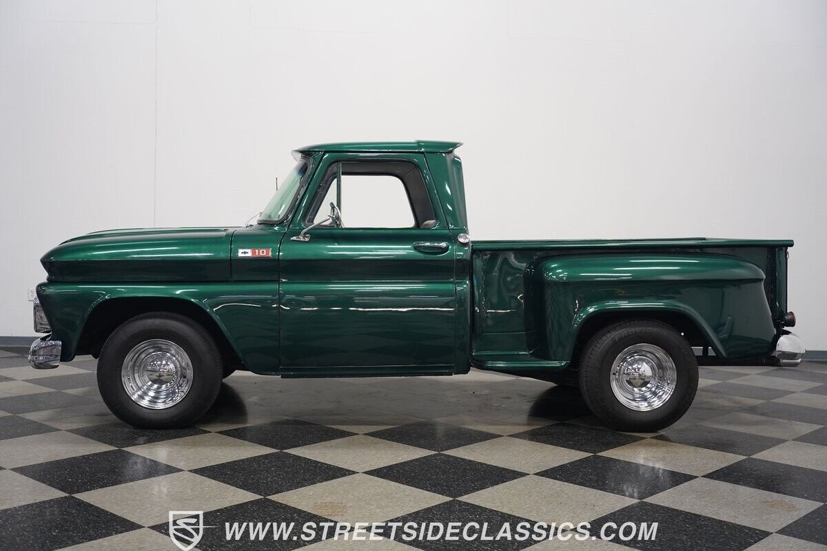 Chevrolet-C-10-Pickup-1965-8