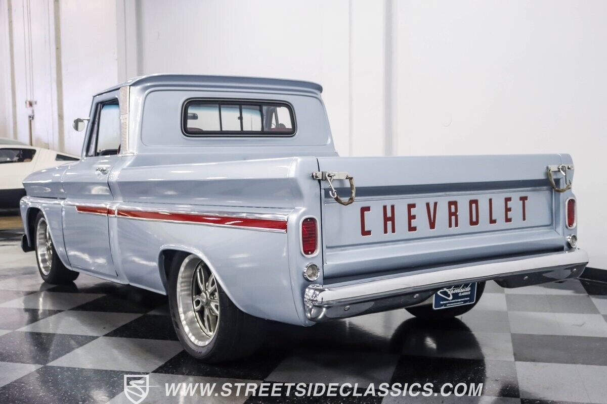 Chevrolet-C-10-Pickup-1966-10