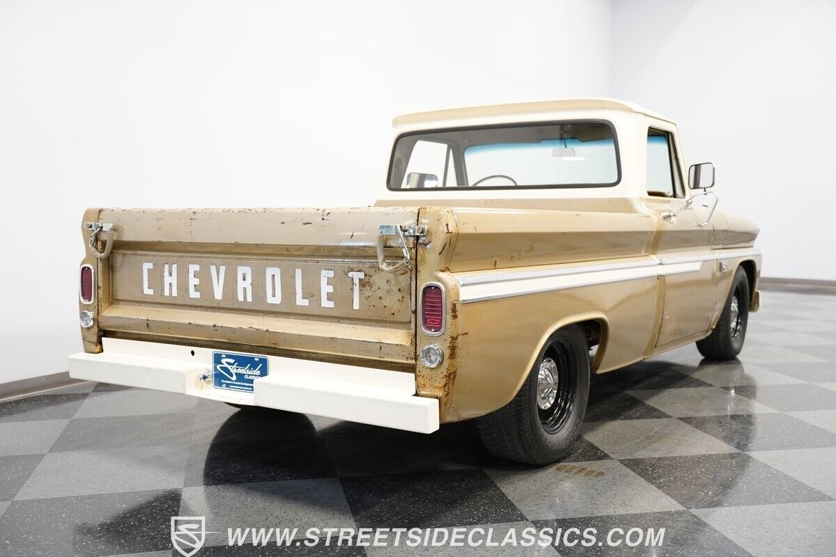 Chevrolet-C-10-Pickup-1966-11