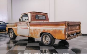 Chevrolet-C-10-Pickup-1966-7