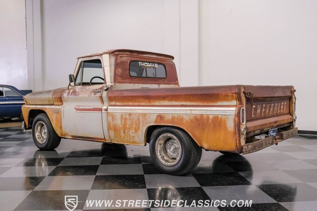 Chevrolet-C-10-Pickup-1966-7