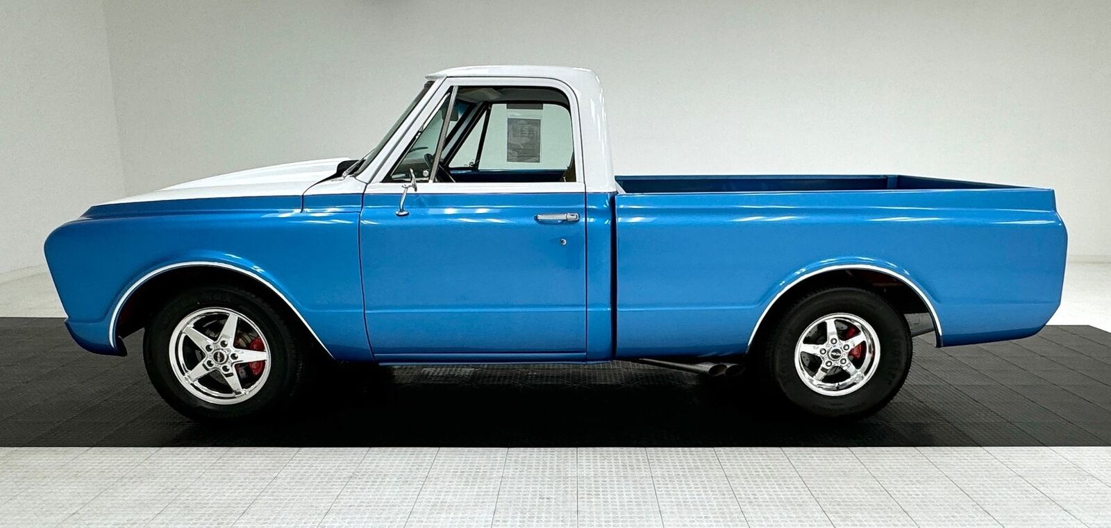 Chevrolet-C-10-Pickup-1967-1