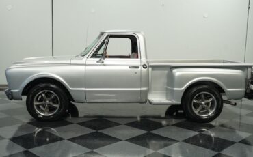 Chevrolet-C-10-Pickup-1967-2