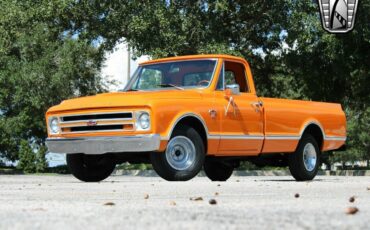 Chevrolet-C-10-Pickup-1967-2