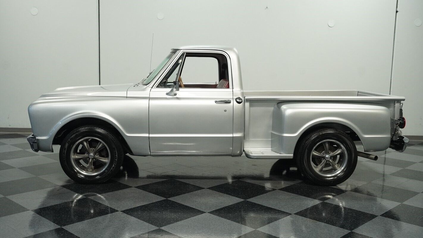 Chevrolet-C-10-Pickup-1967-2