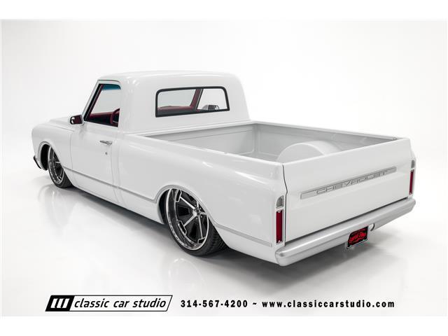 Chevrolet-C-10-Pickup-1967-30